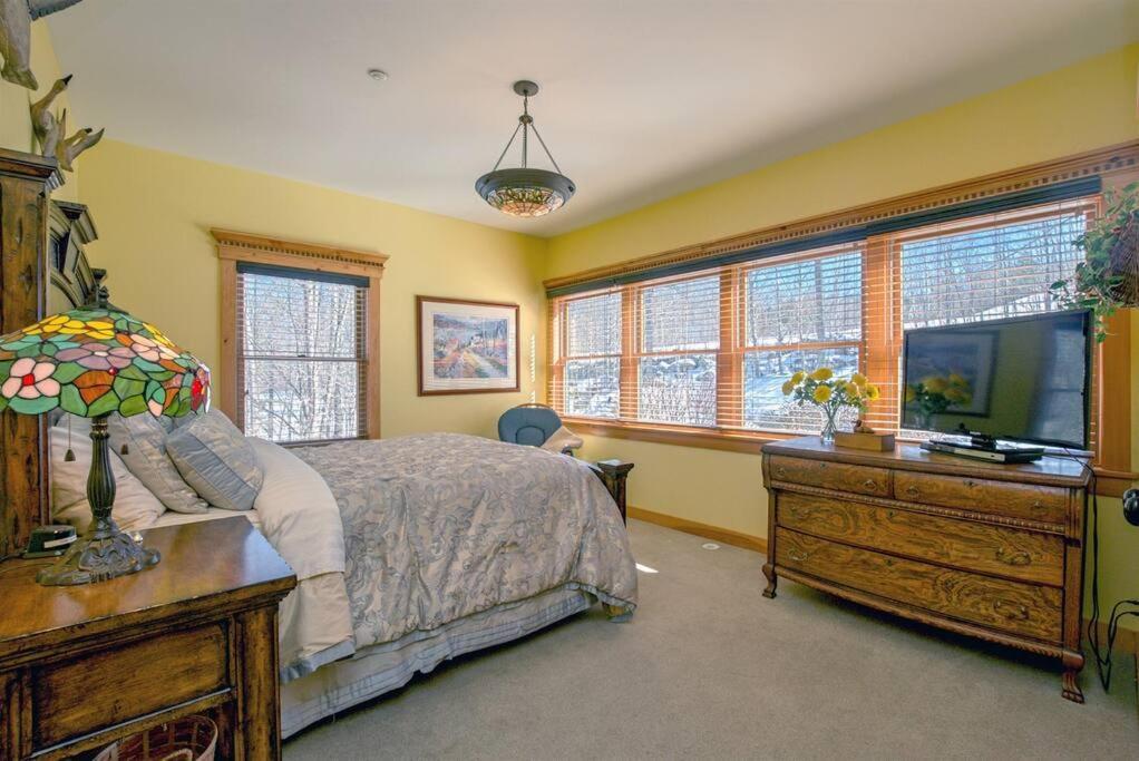 The Glen House -9 Bdrm Estate Sleep 26 Movie Theater,Pool,Golf,Ski Newry Exterior foto