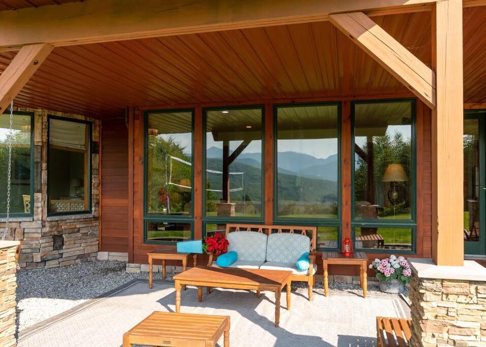 The Glen House -9 Bdrm Estate Sleep 26 Movie Theater,Pool,Golf,Ski Newry Exterior foto