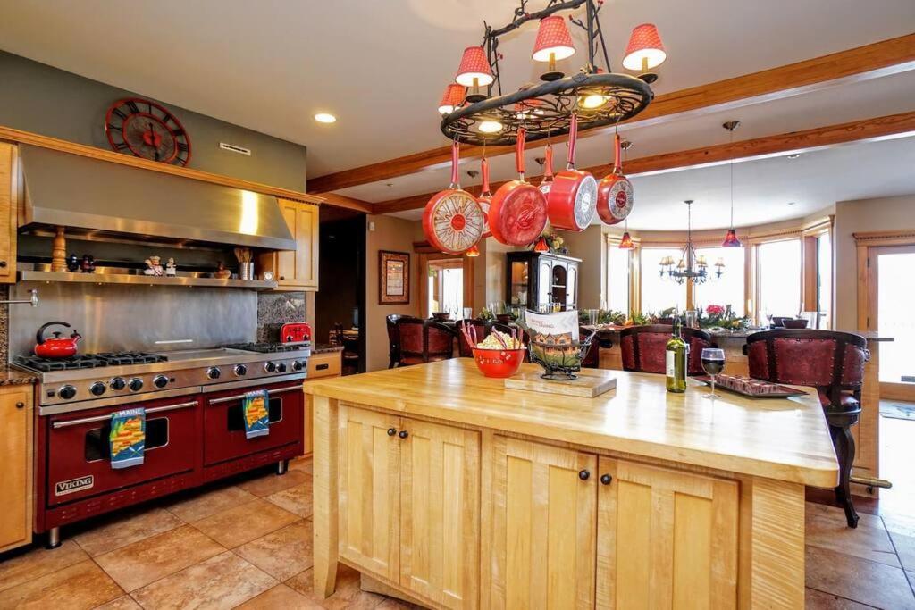 The Glen House -9 Bdrm Estate Sleep 26 Movie Theater,Pool,Golf,Ski Newry Exterior foto