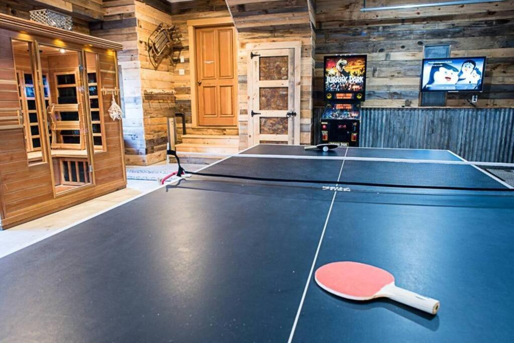 The Glen House -9 Bdrm Estate Sleep 26 Movie Theater,Pool,Golf,Ski Newry Exterior foto